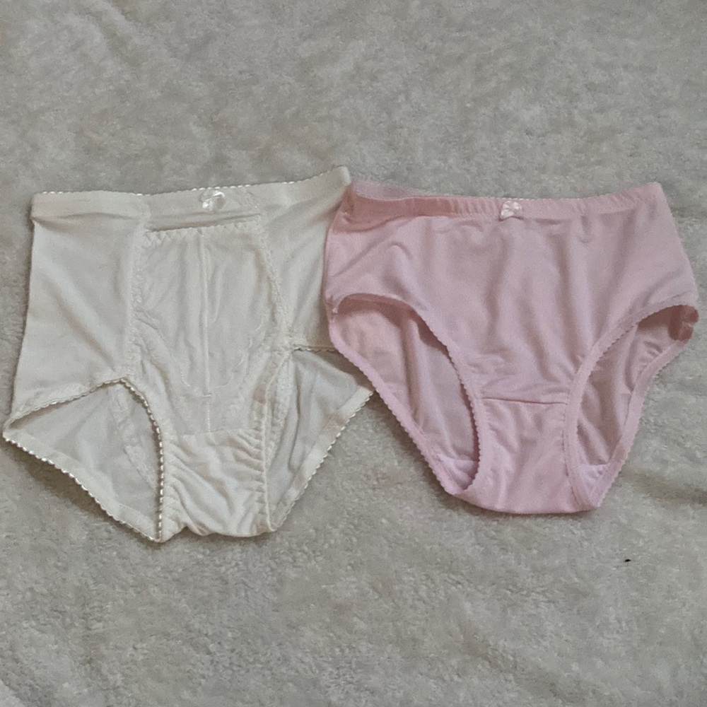 Vintage High Waisted Panties (2)